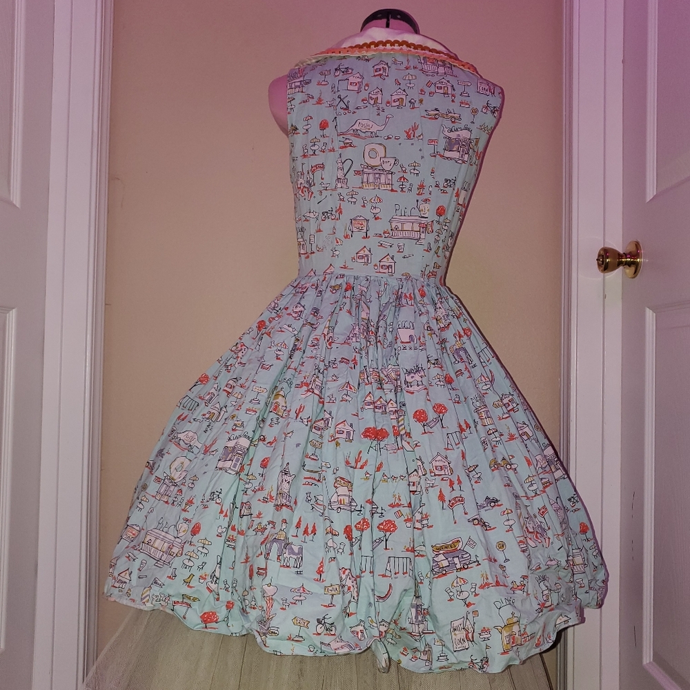 Custom 1950 dresses. - Picture 8 of 16